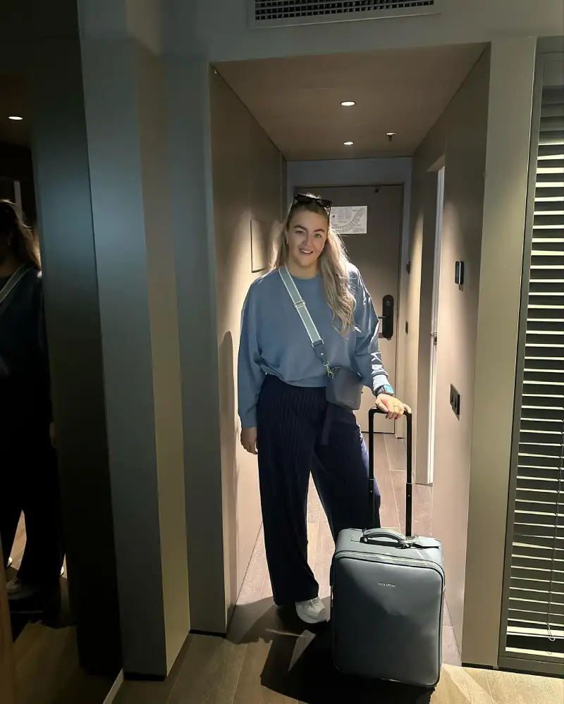 Comfy Airport Outfits