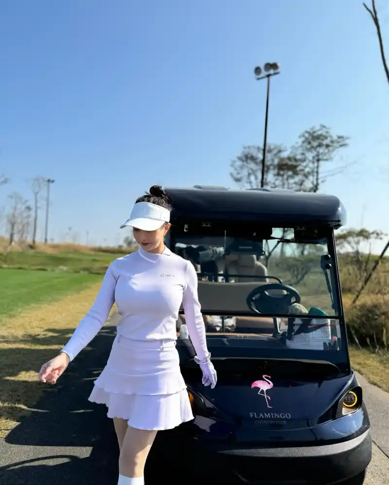 Golf outfit women