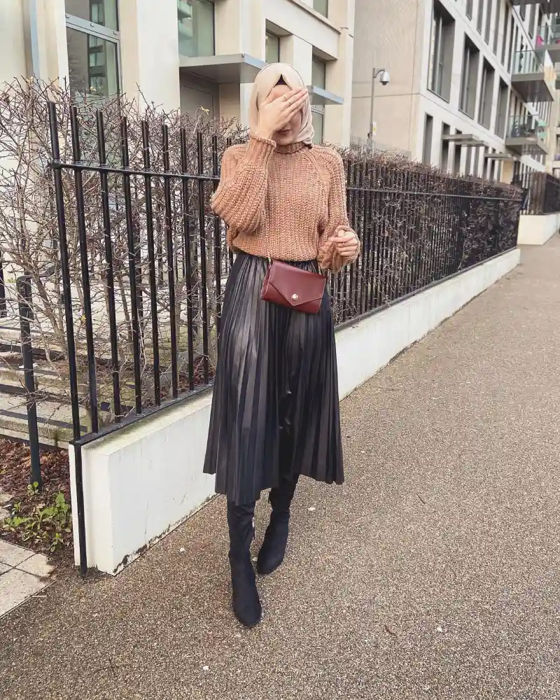 midi skirt outfit fall