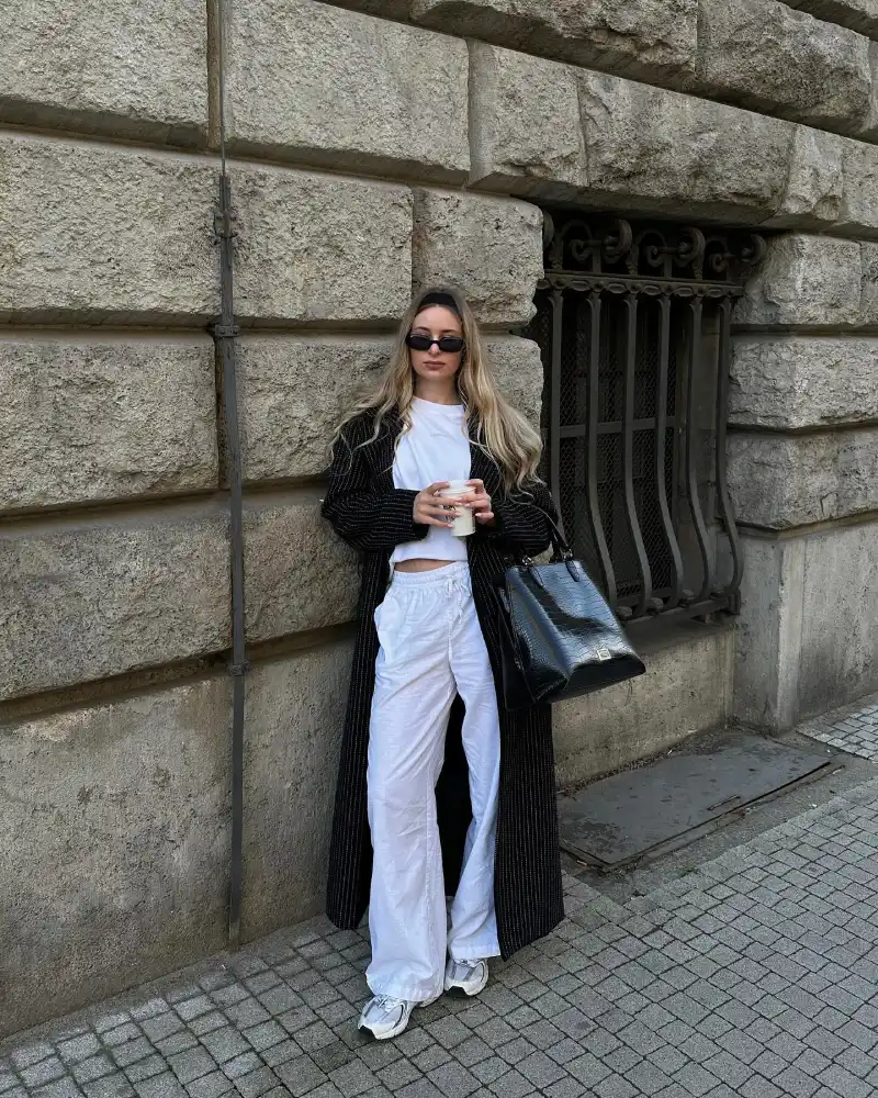 white pants outfit